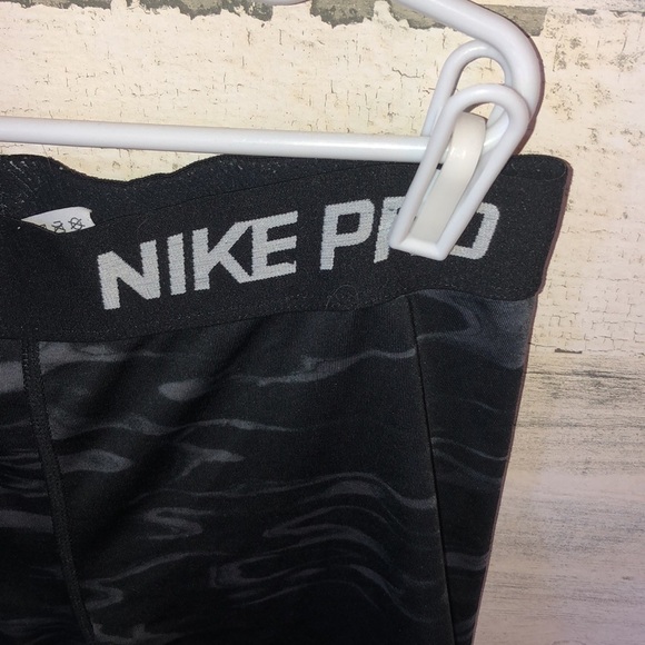 Nike spandex shorts nike long spandexs size small biker shorts gray shor… - Picture 2 of 4